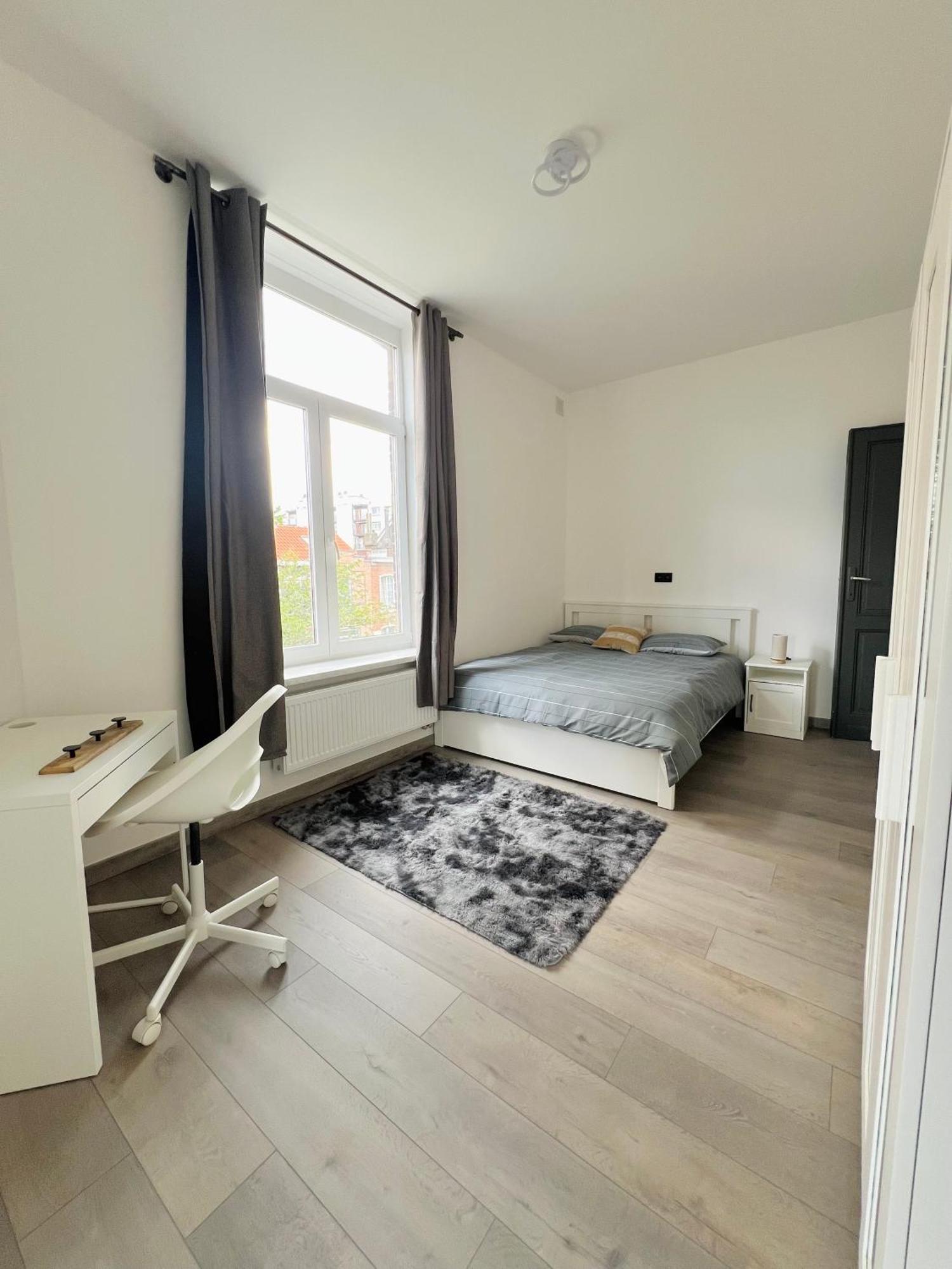 Renove Et Radieux A Bruxelles Bagian luar foto